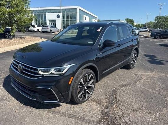 VOLKSWAGEN TIGUAN 4MOTION 2022 3VV4B7AX5NM168092 image